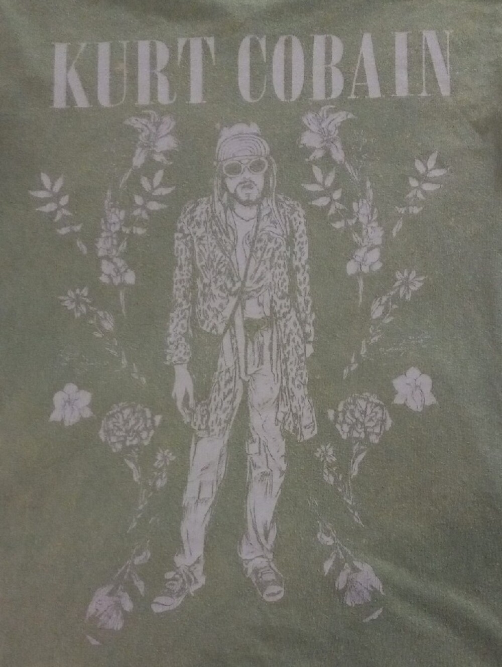 Kurt Cobain Grunge Hippie Distressed T-shirt SZ M